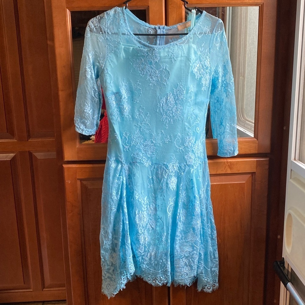 Baby Blue Asymmetrical Lace Overlay Size Medium Dress Cotton Semi-Formal